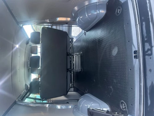 Premium 6 Seater MPV